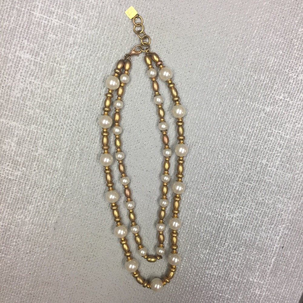 Stylish Anne Klein necklace.